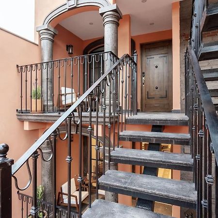 Luxury Apartments In Centro San Miguel De Allende With Rooftop & Jacuzzi Bagian luar foto