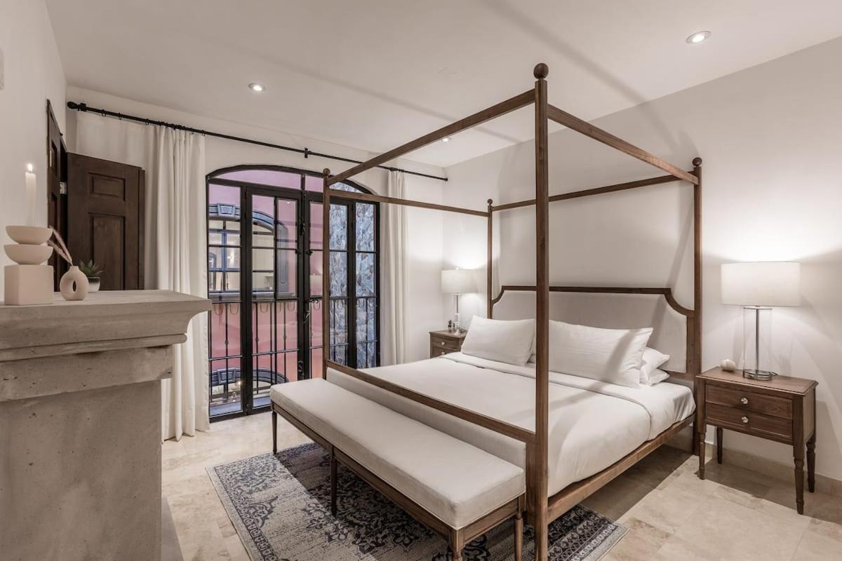 Luxury Apartments In Centro San Miguel De Allende With Rooftop & Jacuzzi Ruang foto